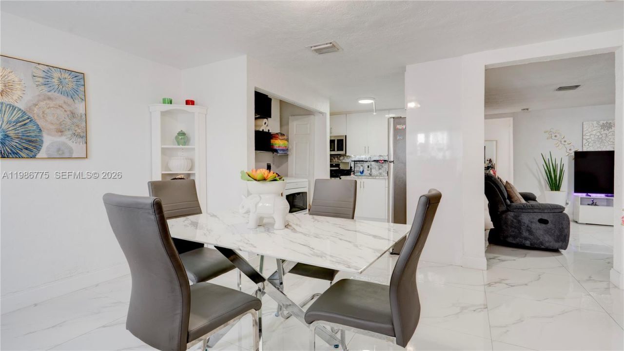 10529 NW 35th Ave , Miami, FL 33147 Photo