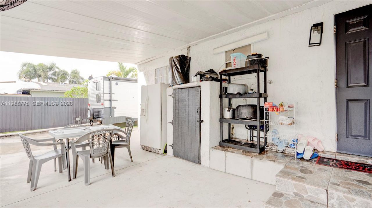 10529 NW 35th Ave , Miami, FL 33147 Photo