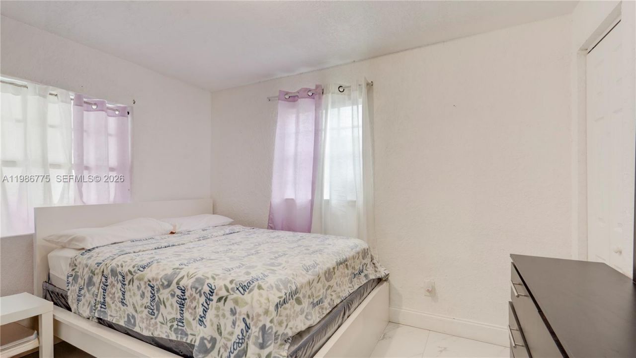 10529 NW 35th Ave, Miami, FL 33147 Photo