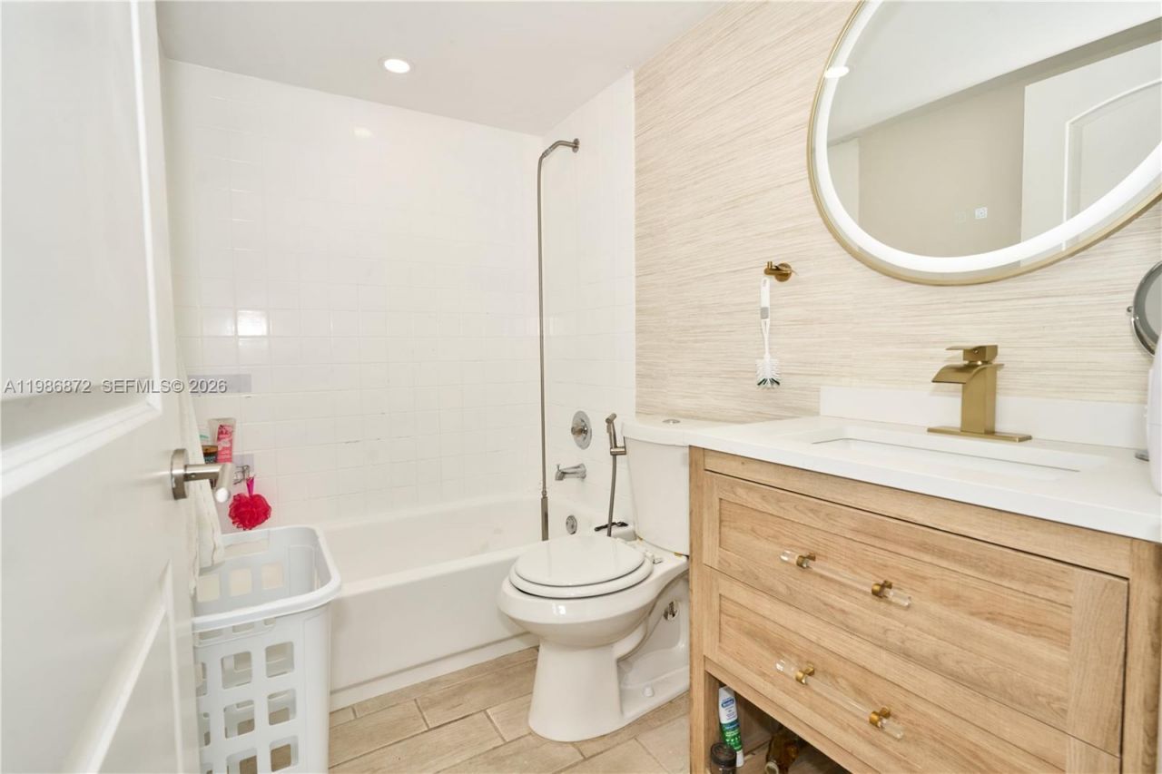 8240 SW 210th St, Unit 207, Cutler Bay, FL 33189 Photo