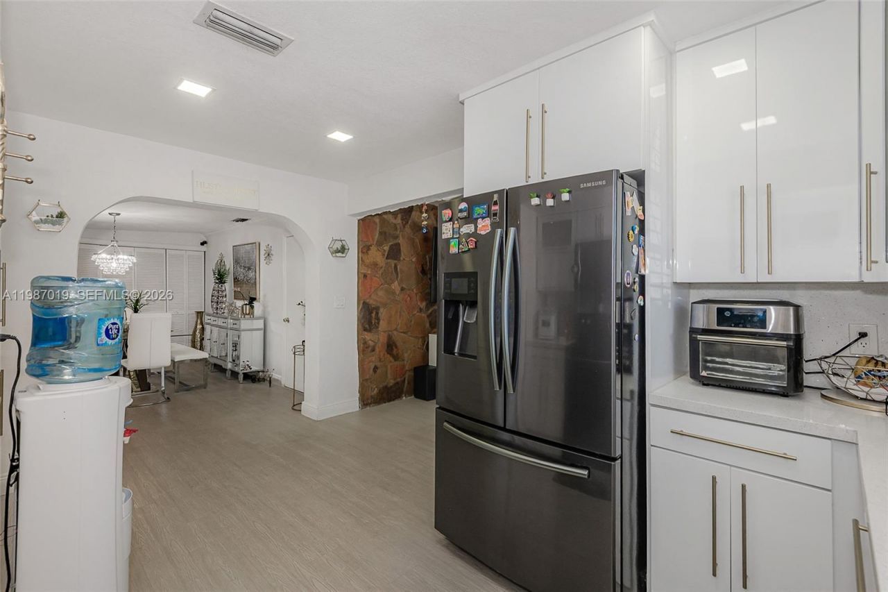 7171 Sheridan St, Hollywood, FL 33024 Photo