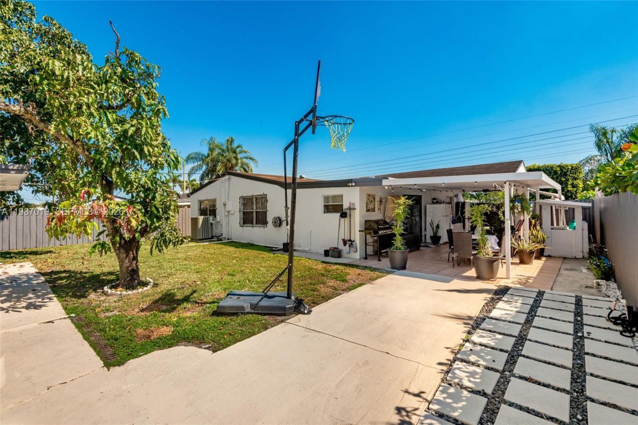 7171 Sheridan St, Hollywood, FL 33024 Photo