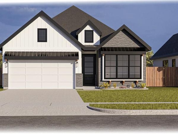 307 E Locust Street, Leonard, TX 75452