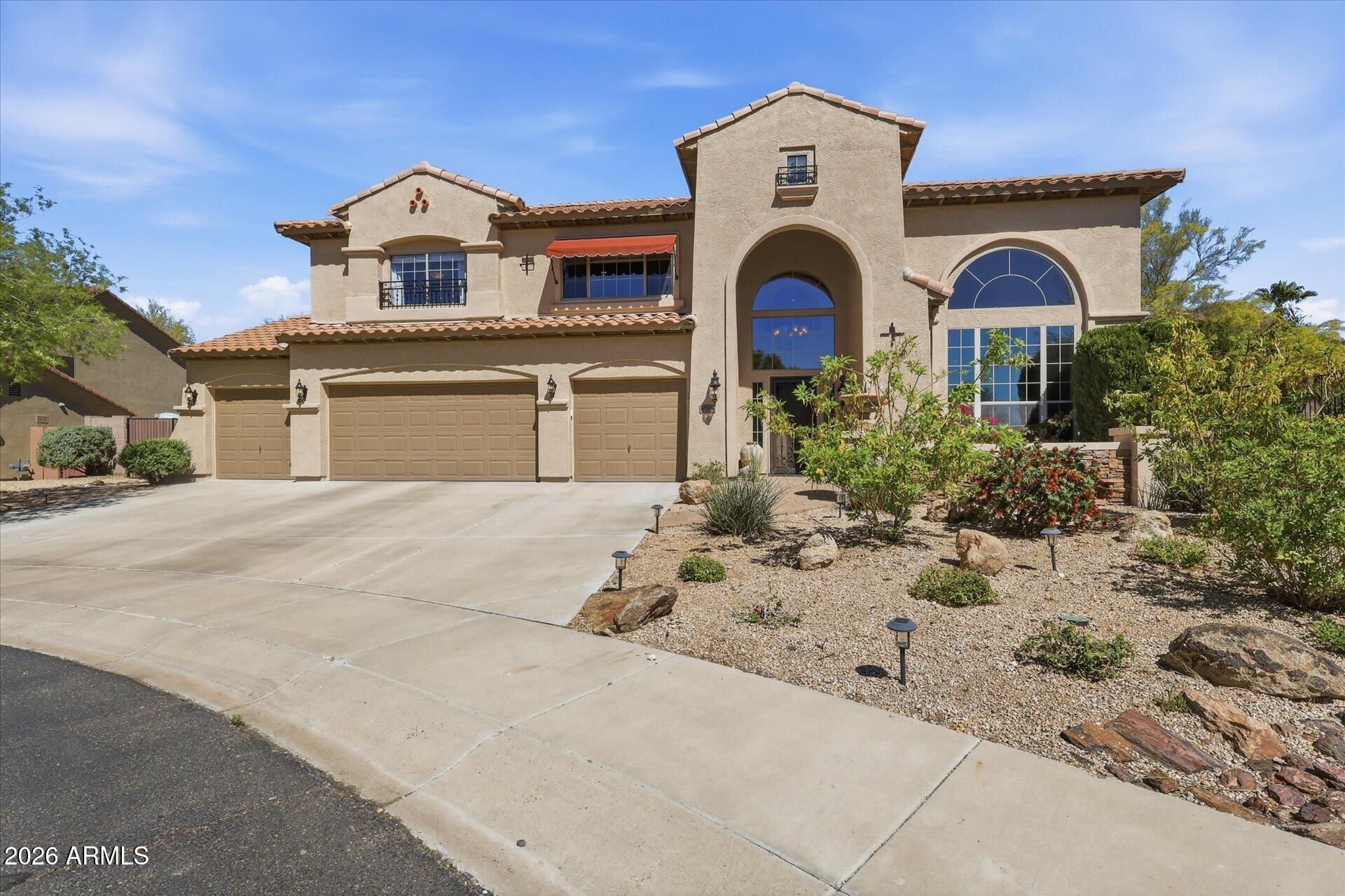 2324 W Zenith Lane, Phoenix, AZ 85085 Main Photo