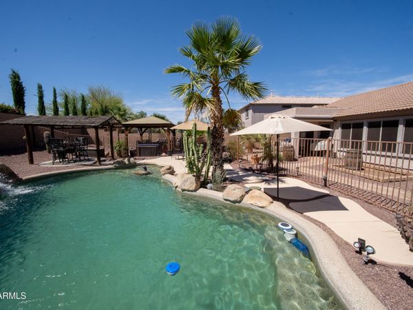 8369 W LUKE Avenue, Glendale, AZ 85305
