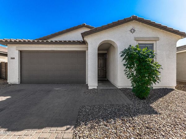 7639 W RIVERSIDE Avenue, Phoenix, AZ 85043