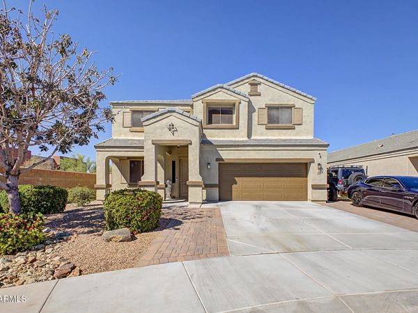 9350 W Medlock Drive, Glendale, AZ 85305