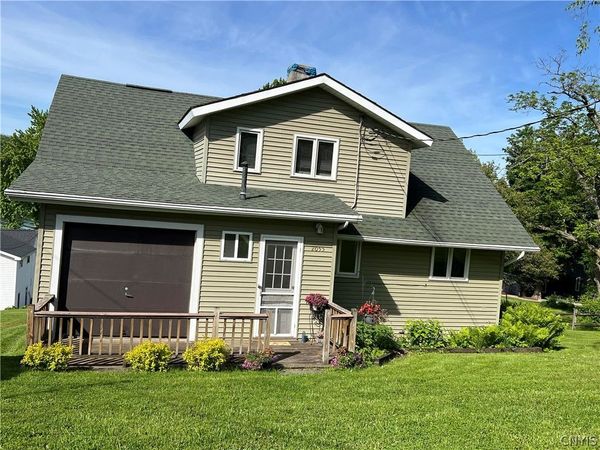 2055 Fitzgerald Point S, Marietta, NY 13110