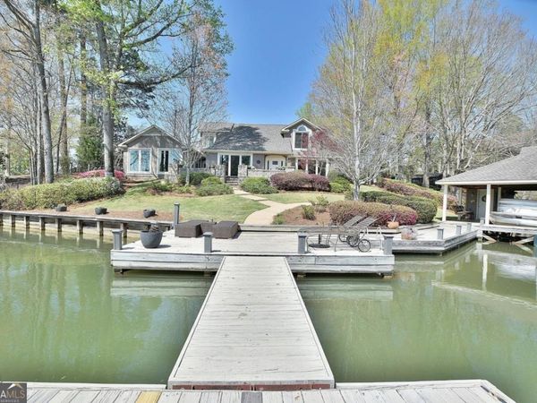 239 Robin Drive, Hamilton, GA 31811