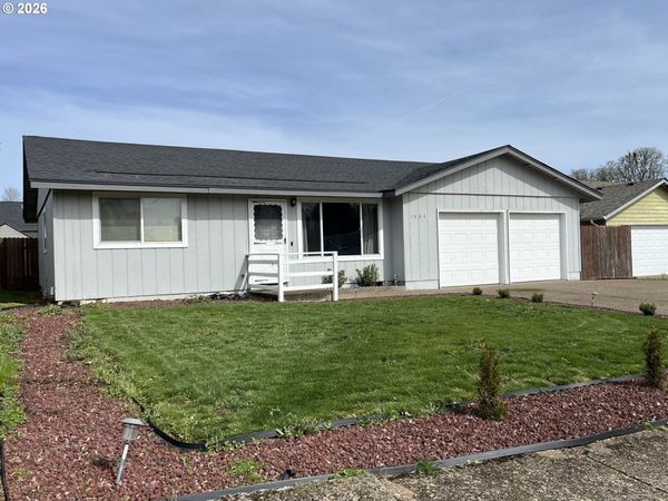 1024 SW BRYSON ST, Dallas, OR 97338