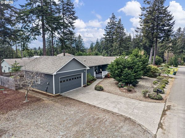 1156 12TH SE ST, Bandon, OR 97411