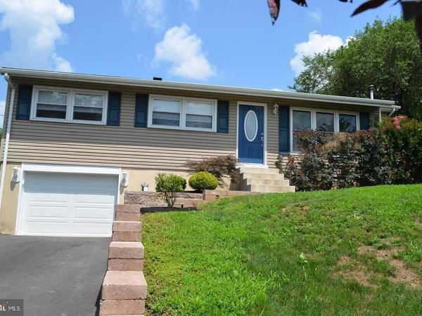 7936 MOYER ROAD, HARRISBURG, PA 17112