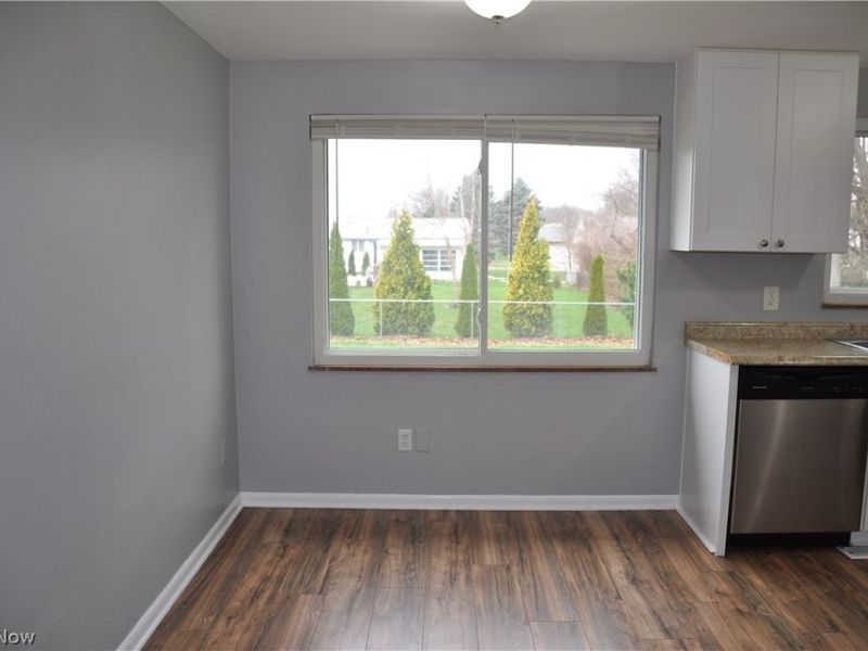 539 Royer Avenue NW, North Canton, OH 44720 Photo 13