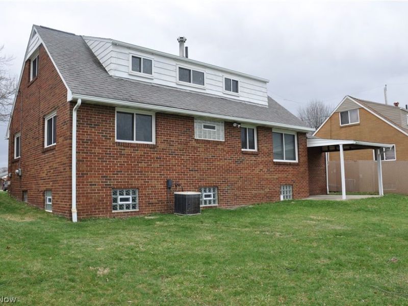 539 Royer Avenue NW, North Canton, OH 44720 Photo 7