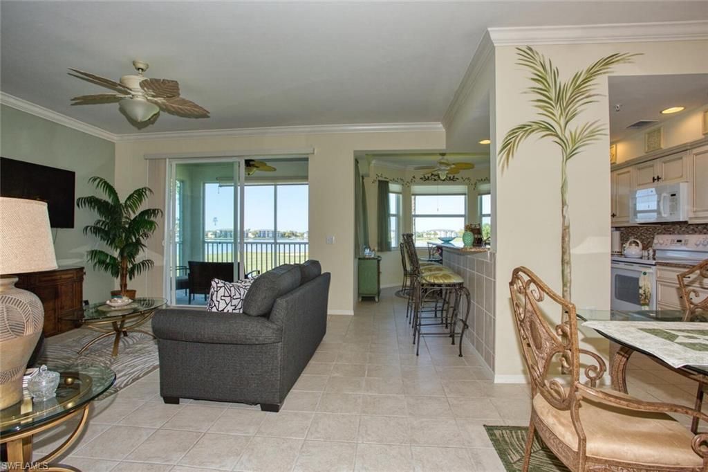 10350 Washingtonia Palm Way, Unit 4223, Fort Myers, FL 33966 Photo