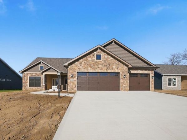 2023 Approach Drive, Auburn, IN 46706