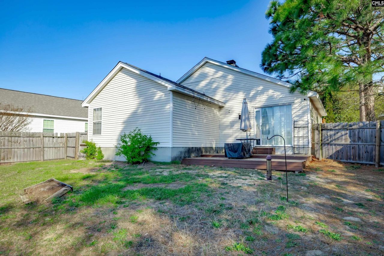 16 Glenn Knoll  Photo 22