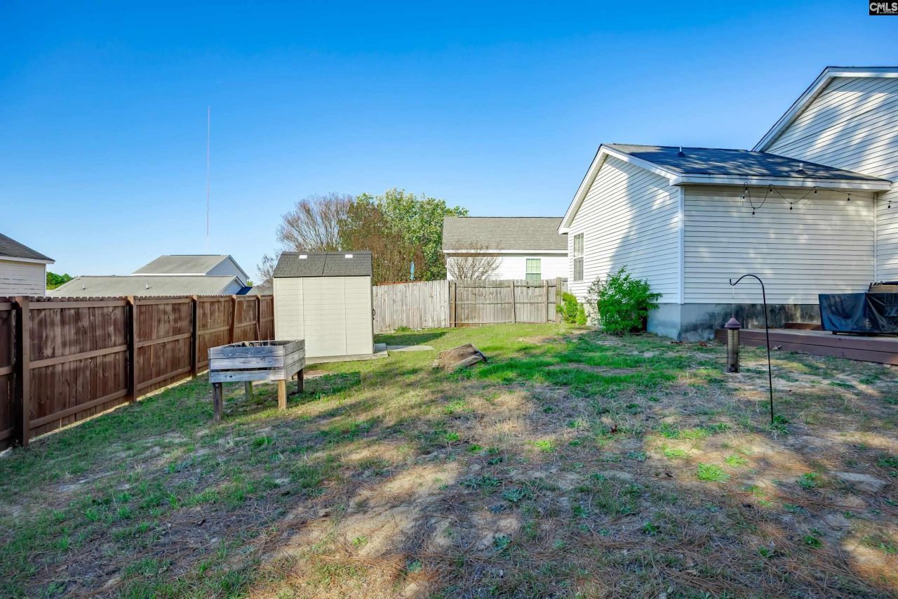 16 Glenn Knoll  Photo 23