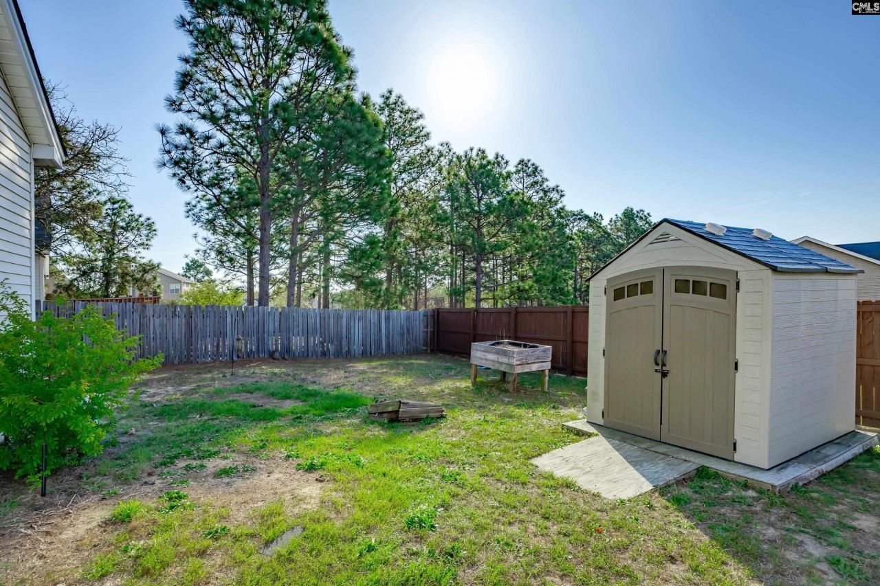 16 Glenn Knoll  Photo 26