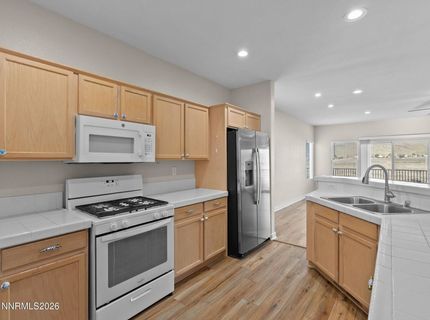 5570 Knoll View Way, Sparks, NV 89436 Photo