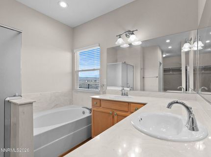 5570 Knoll View Way, Sparks, NV 89436 Photo