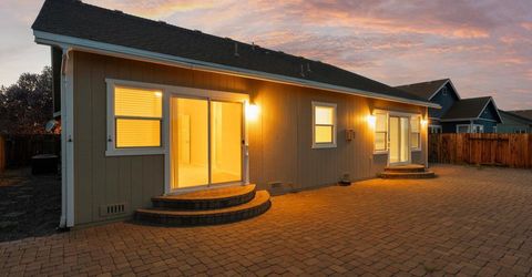 5570 Knoll View Way, Sparks, NV 89436 Photo