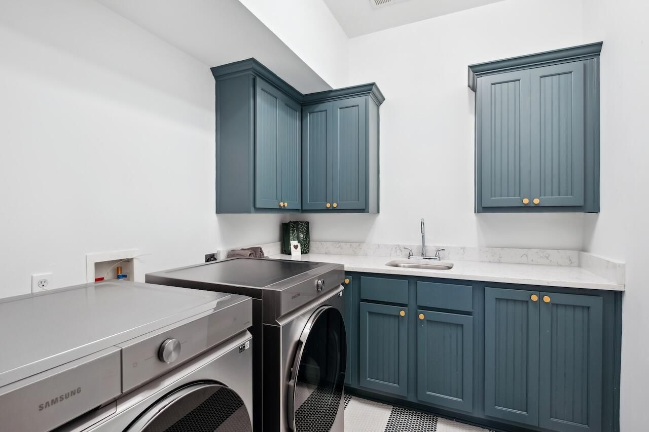 2431 Settlers Street Photo 31