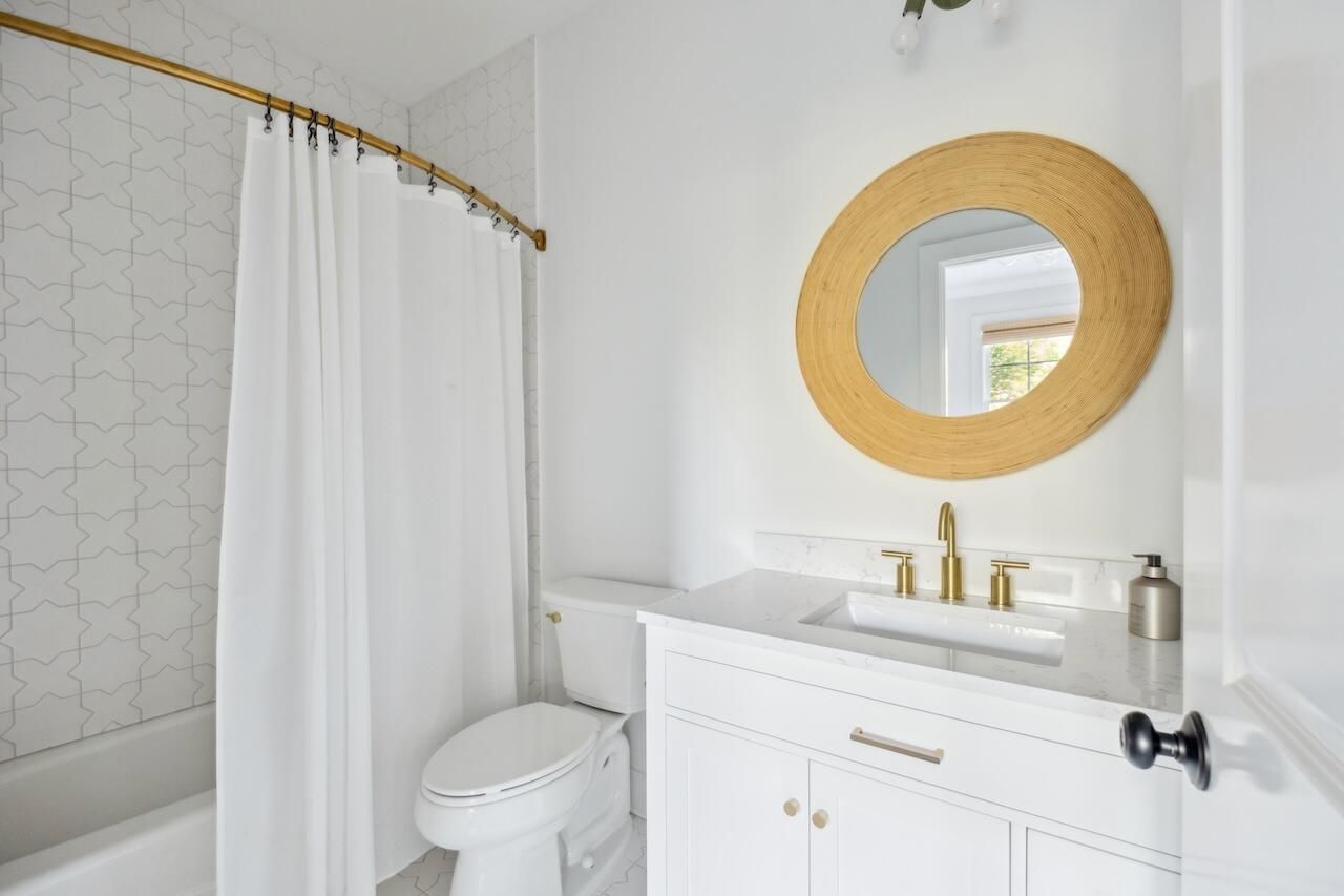 2431 Settlers Street Photo 39