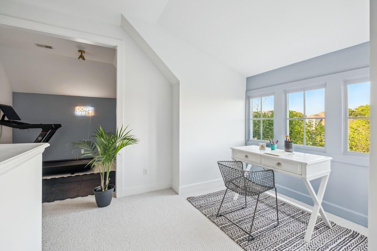 2431 Settlers Street Photo 41