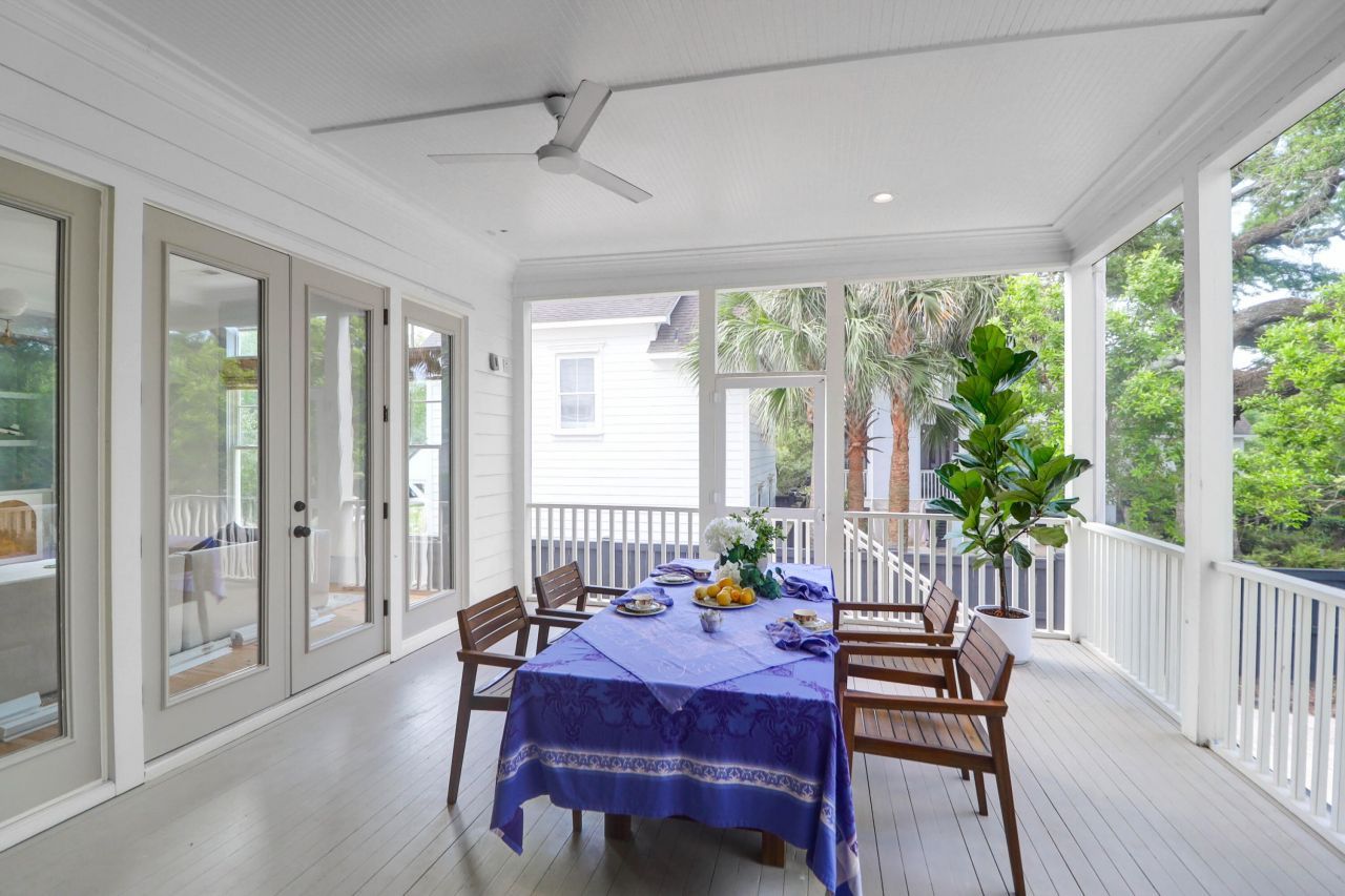 2431 Settlers Street Photo 7