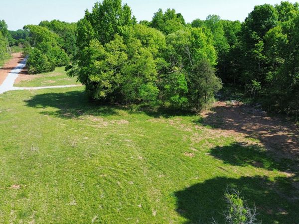 2554 Palmetto Cemetery Rd, Lewisburg, TN 37091