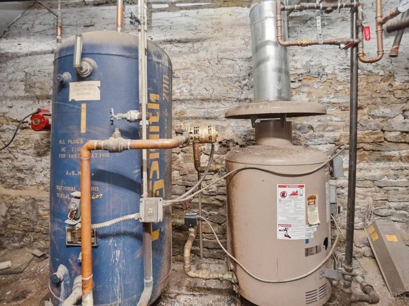 112 E McMillan Avenue, Cincinnati, OH 45219 Photo 23