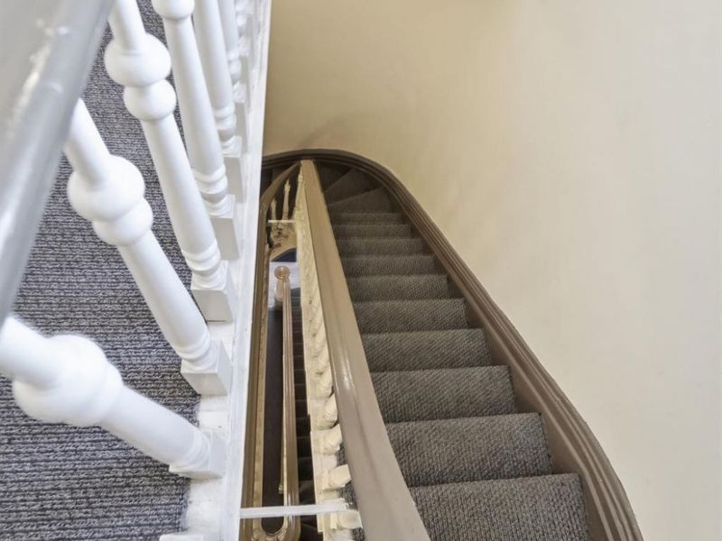 112 E McMillan Avenue, Cincinnati, OH 45219 Photo 5