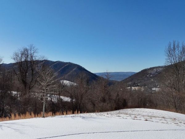 26 STEEPLE VIEW, WARM SPRINGS, VA 24484