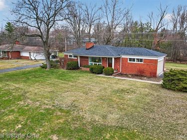 28491 Bayberry Road, Farmington Hills, MI 48331