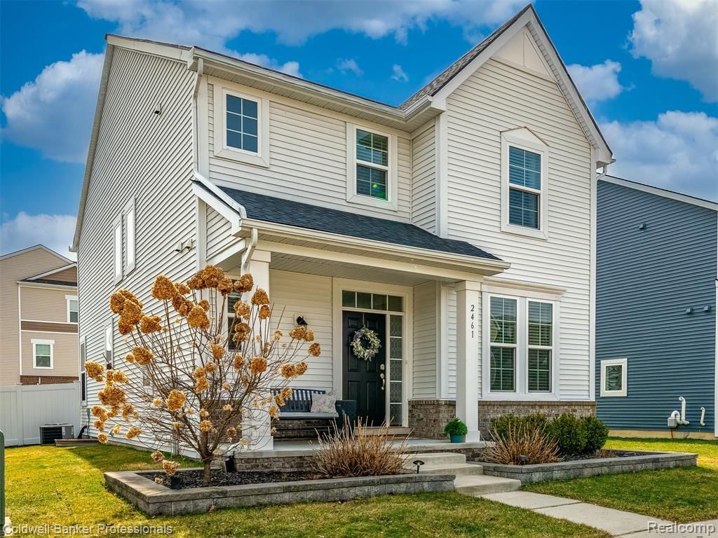 2461 Massoit Road, Royal Oak, MI 48073 Main Photo