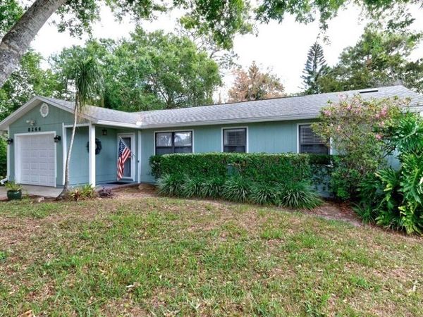 8266 102nd Avenue, Vero Beach, FL 32967