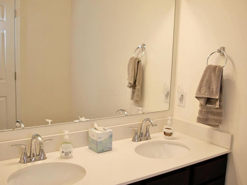 5368 Coble Park Drive , Canal Winchester, OH 43110 Photo 17