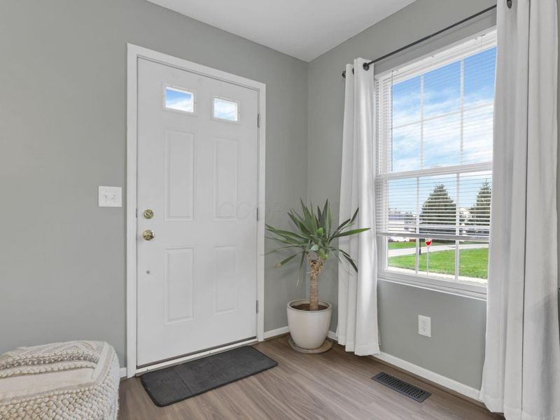 201 Autumn Ridge Circle , Pickerington, OH 43147 Photo 6