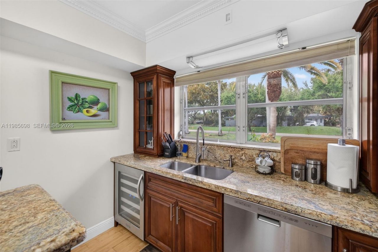 6020 Almond Ter, Plantation, FL 33317 Photo