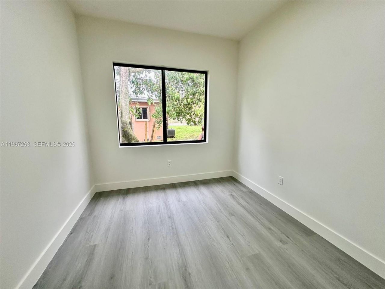 2377 NW 105th St, Unit 1, Miami, FL 33147 Photo