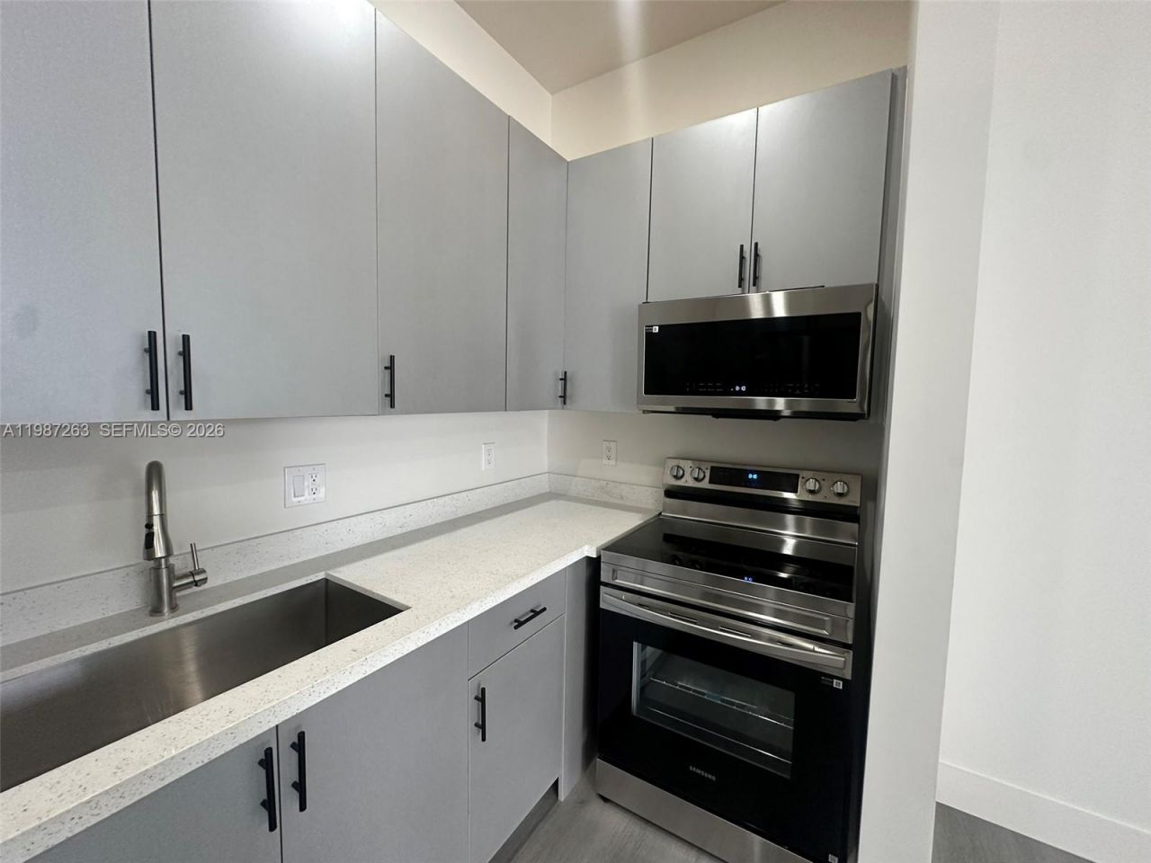 2377 NW 105th St, Unit 1, Miami, FL 33147 Photo