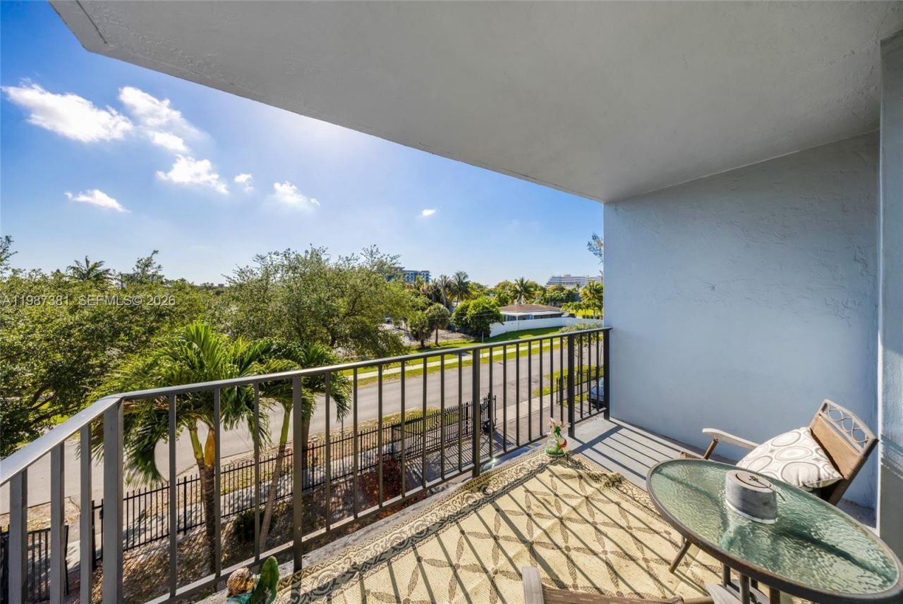 12500 NE 15th Ave , Unit 312, North Miami, FL 33161 Photo