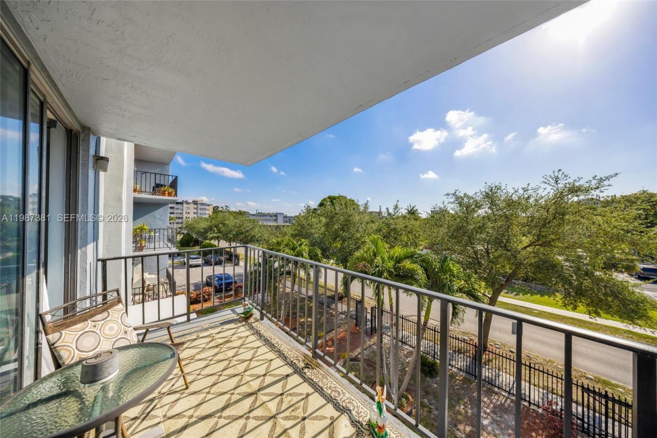 12500 NE 15th Ave , Unit 312, North Miami, FL 33161 Photo