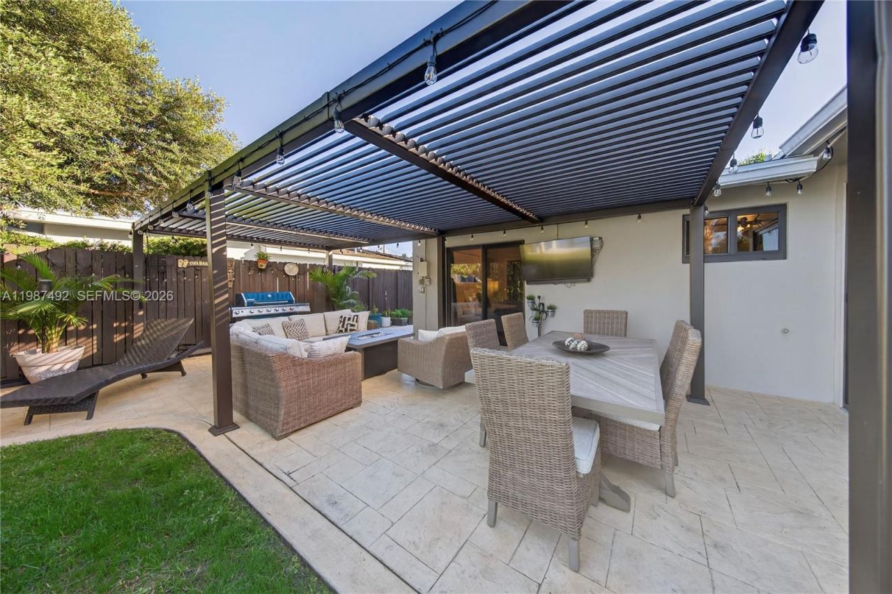 371 SE 3rd St , Unit 371, Pompano Beach, FL 33060 Photo