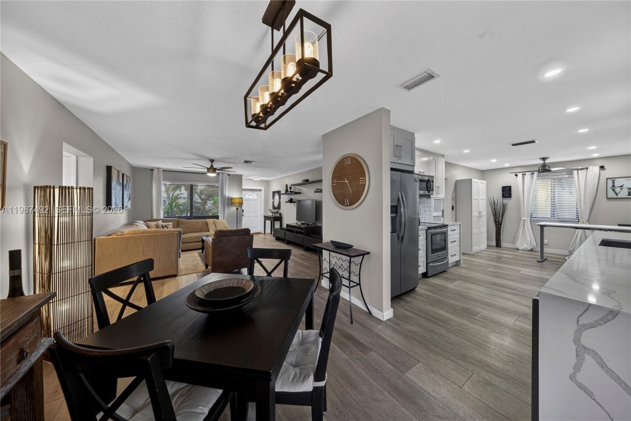 371 SE 3rd St , Unit 371, Pompano Beach, FL 33060 Photo