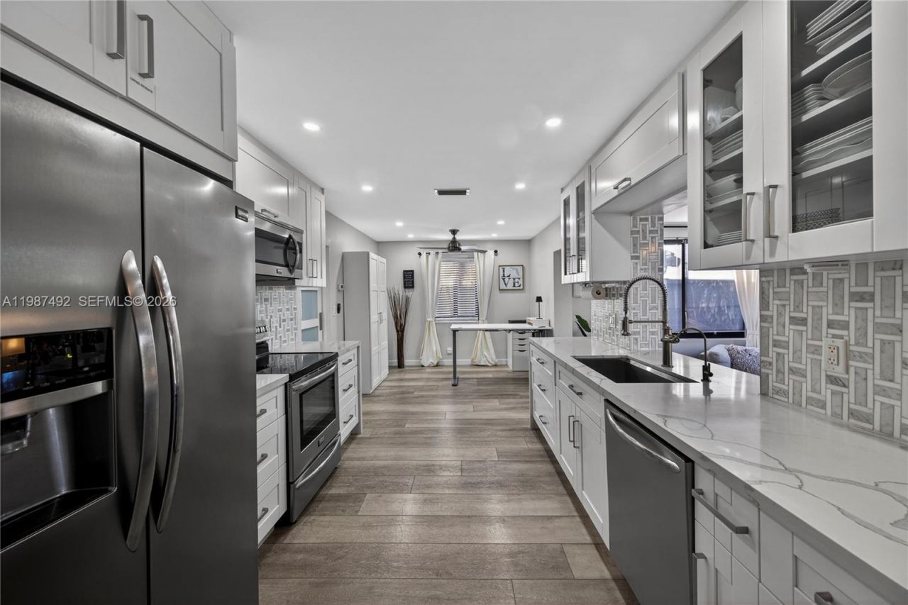 371 SE 3rd St , Unit 371, Pompano Beach, FL 33060 Photo