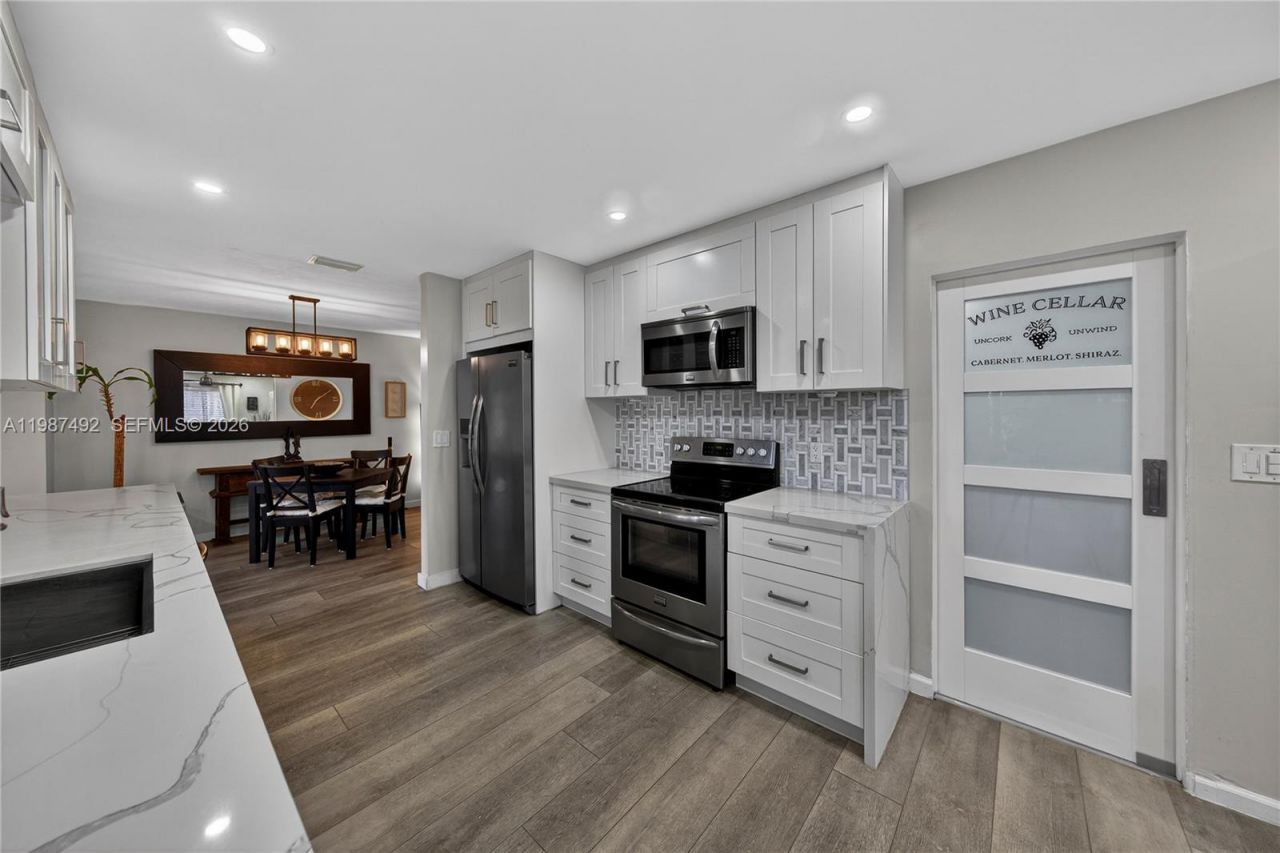 371 SE 3rd St , Unit 371, Pompano Beach, FL 33060 Photo