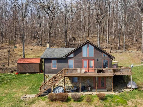 1942 POCOSAN MOUNTAIN RD, Stanardsville, VA 22973