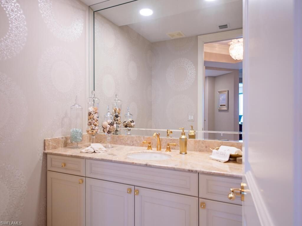 5051 Pelican Colony Blvd , Unit 903, Bonita Springs, FL 34134 Photo